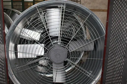 冷卻塔電機(jī)維修過程中電機(jī)軸向振動大的原因,冷卻塔電機(jī)震動大怎么辦